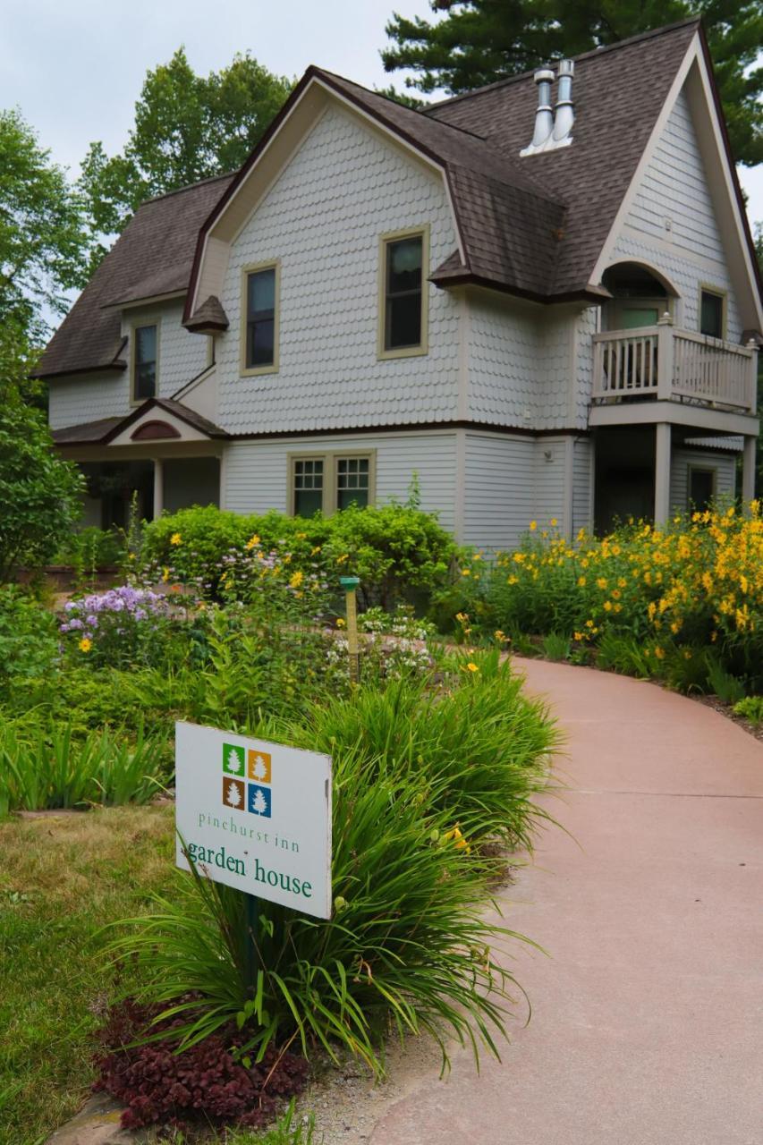 Pinehurst Inn Bed & Breakfast Bayfield Luaran gambar
